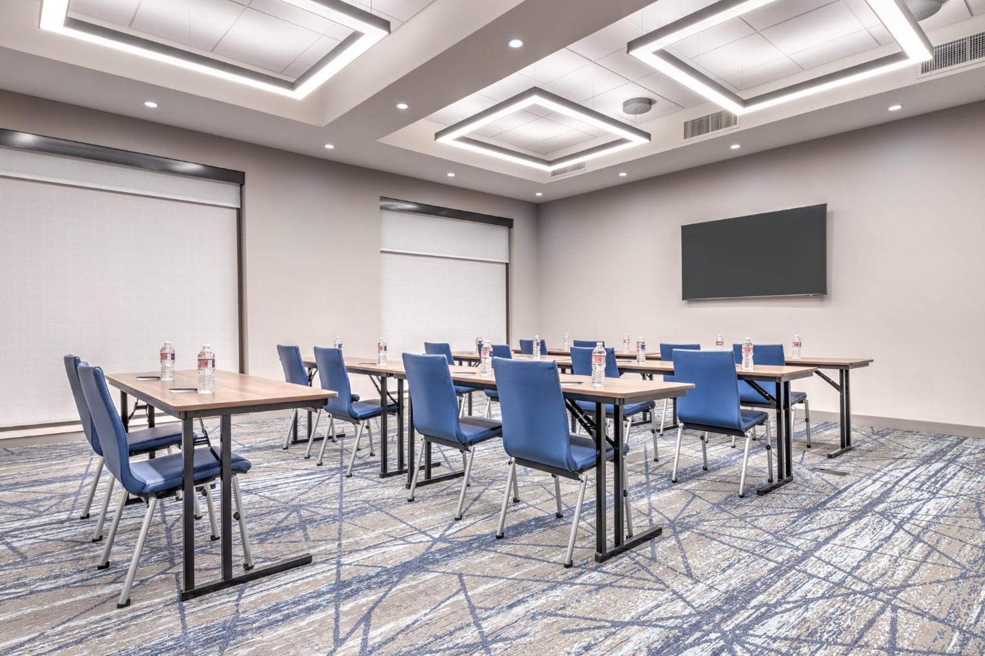 Holiday Inn Express & Suites Austin Airport East By Ihg المظهر الخارجي الصورة