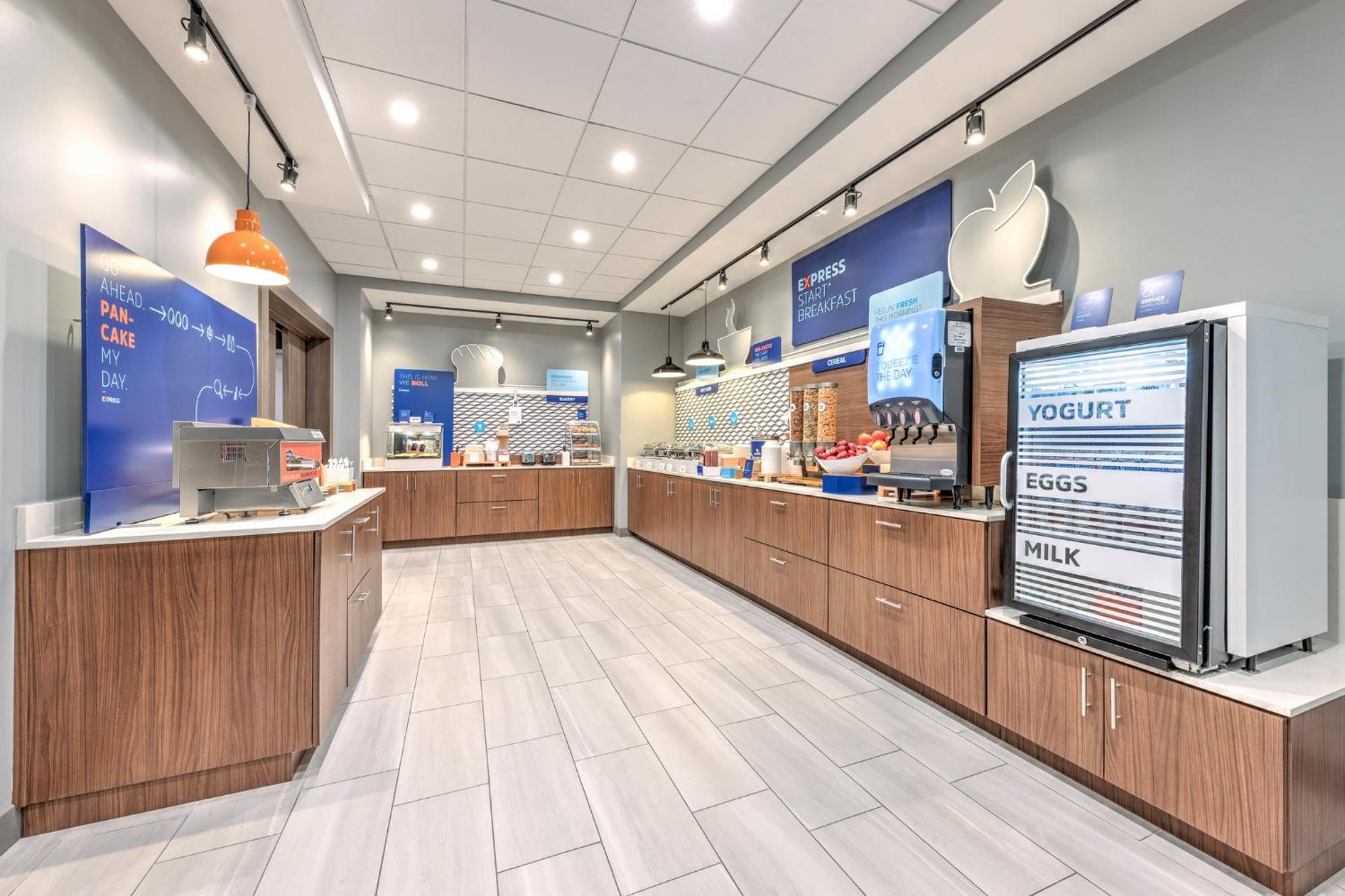 Holiday Inn Express & Suites Austin Airport East By Ihg المظهر الخارجي الصورة