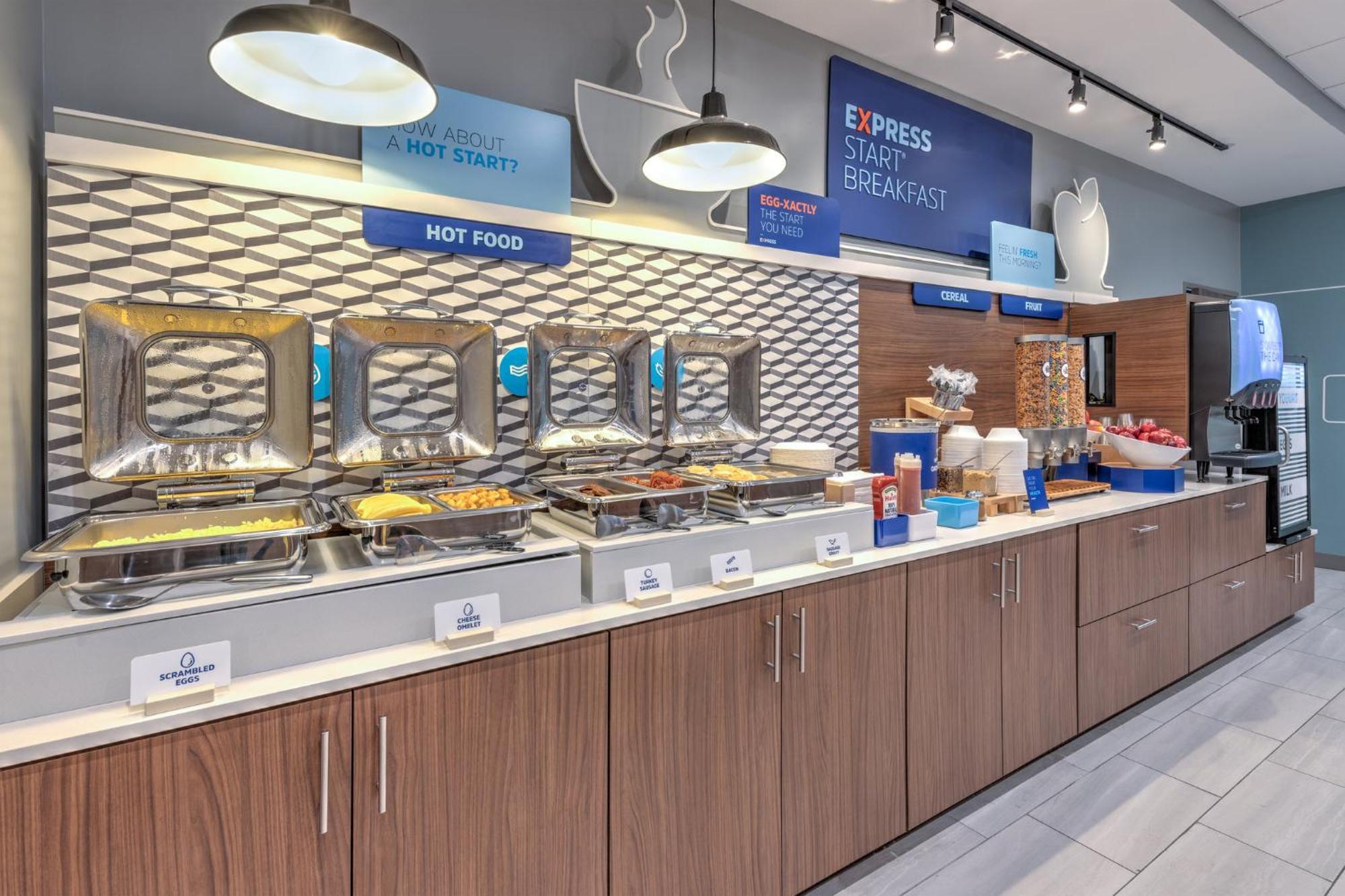 Holiday Inn Express & Suites Austin Airport East By Ihg المظهر الخارجي الصورة