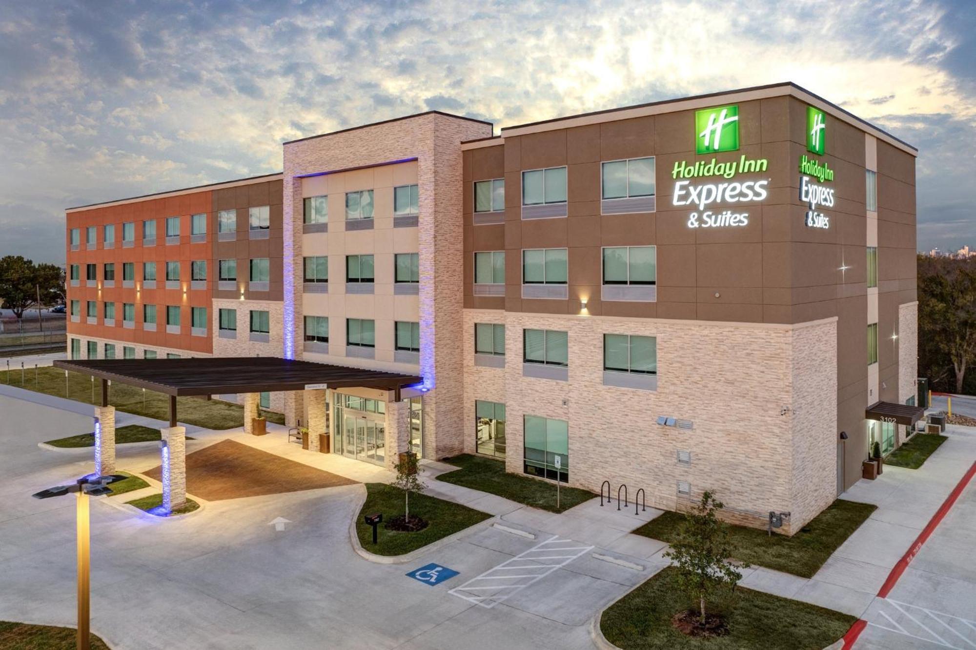 Holiday Inn Express & Suites Austin Airport East By Ihg المظهر الخارجي الصورة