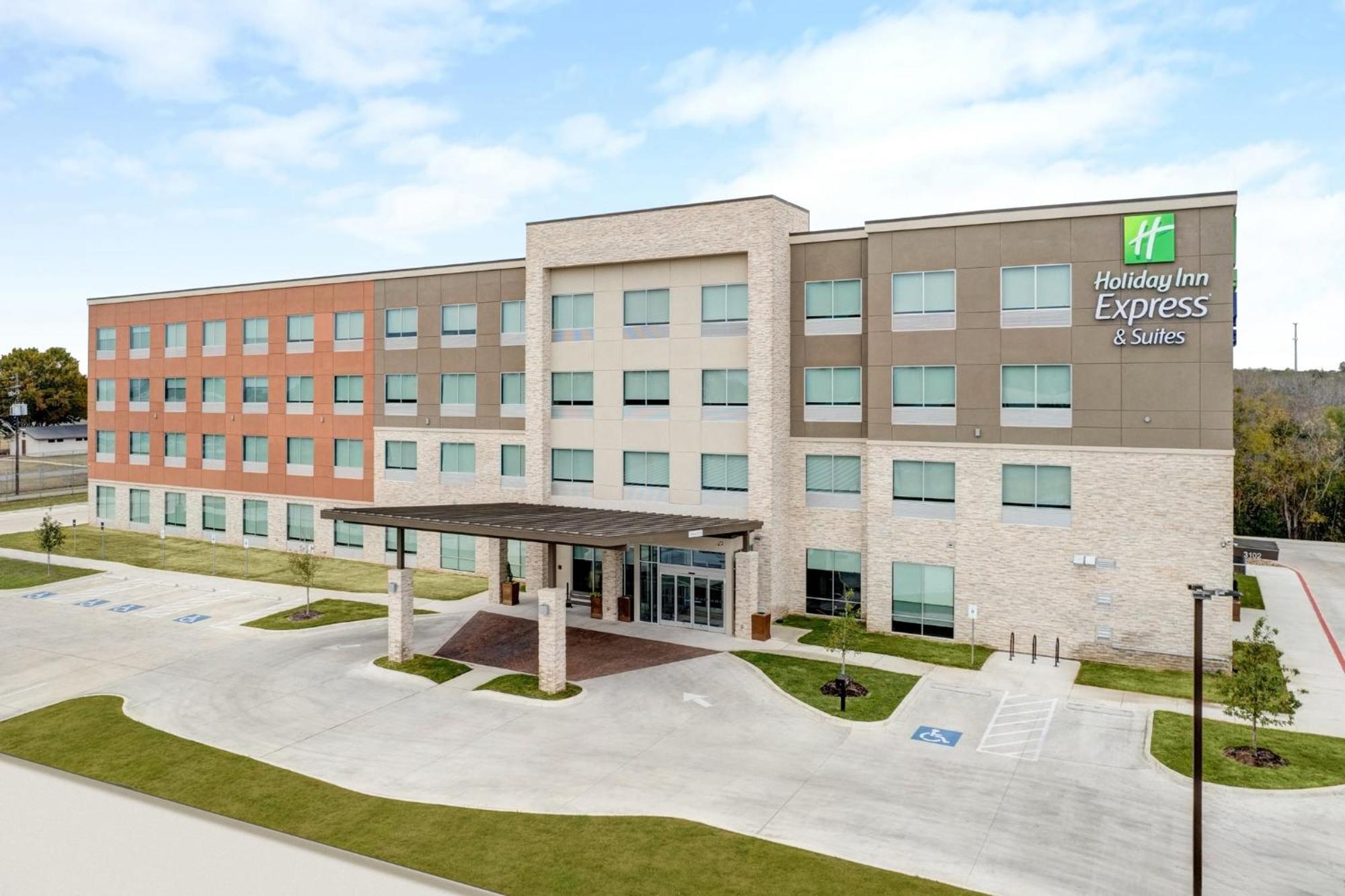 Holiday Inn Express & Suites Austin Airport East By Ihg المظهر الخارجي الصورة