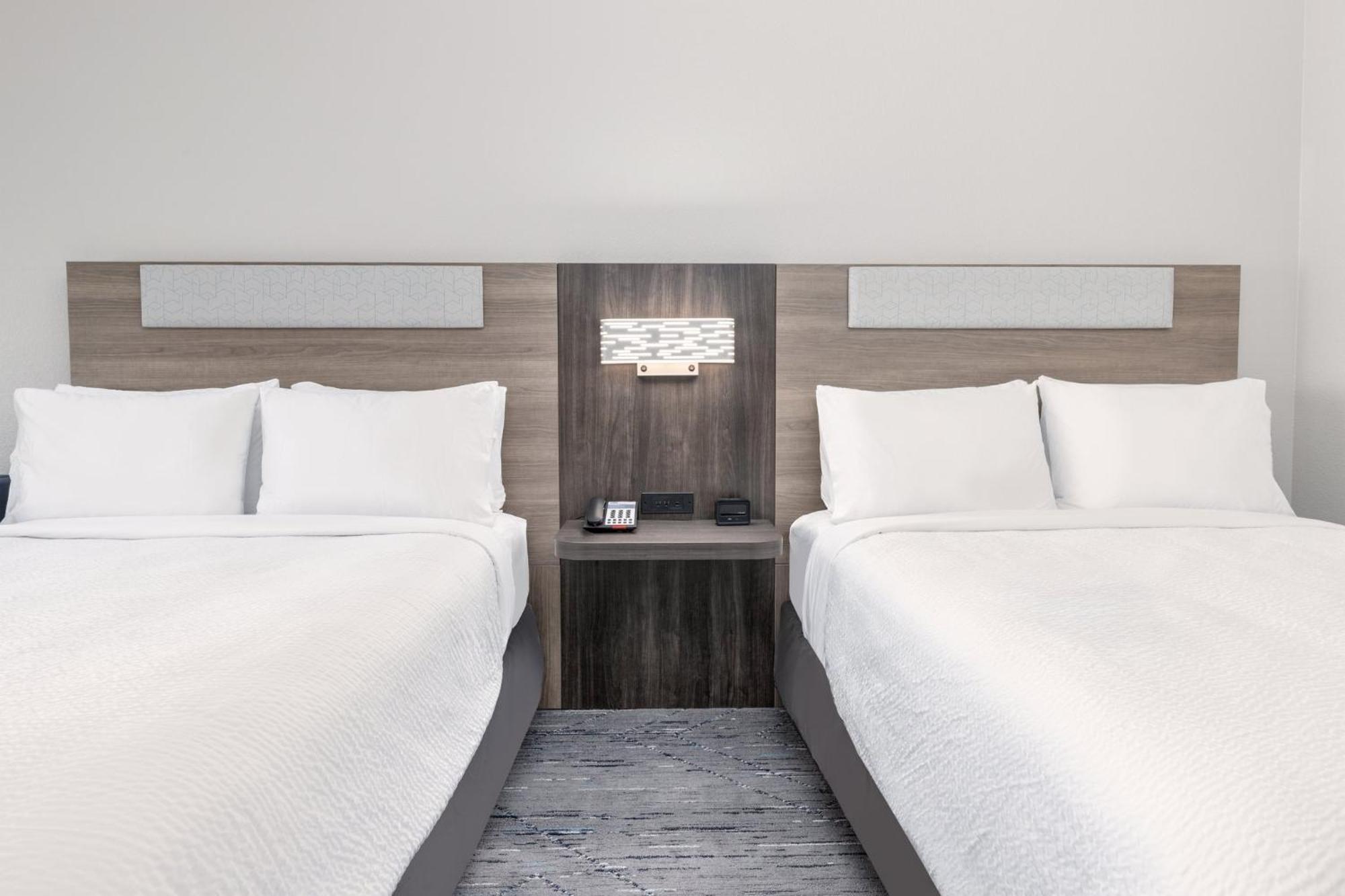 Holiday Inn Express & Suites Austin Airport East By Ihg المظهر الخارجي الصورة